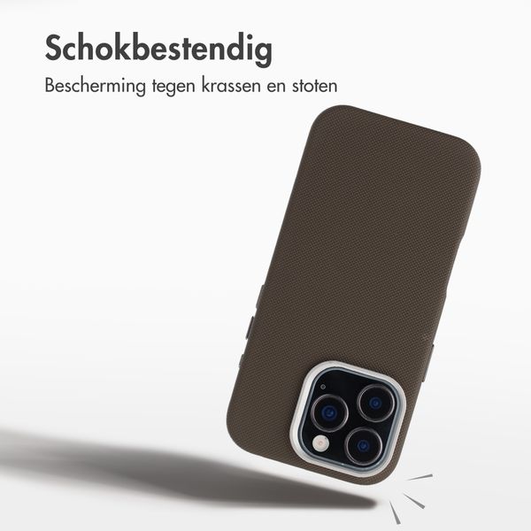 Accezz Mesh Backcover met MagSafe Apple iPhone 16 Pro - Bruin