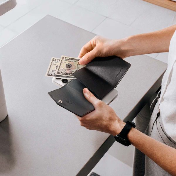 Spigen Valentinus Pro MagFit kaarthouder - Zwart