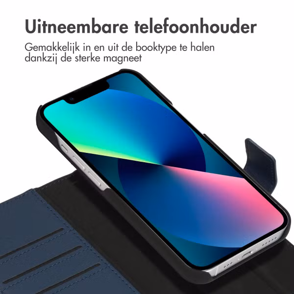 Accezz Premium Leather 2 in 1 Wallet Bookcase Apple iPhone 13 Mini - Donkerblauw