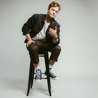 Nomad Modern Leather Case met MagSafe Apple iPhone 16 Pro - Bruin