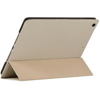 dbramante1928 Milan Bookcase iPad 9 (2021) 10.2 inch / iPad 8 (2020) 10.2 inch / iPad 7 (2019) 10.2 inch - Sand Dune