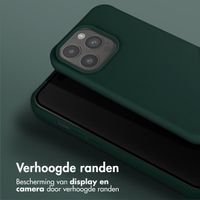 Selencia Siliconen hoesje met afneembaar koord Apple iPhone 15 Pro - Donkergroen