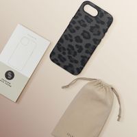 Selencia Sabi Back Cover Panther Print with MagSafe Apple iPhone 17e / 16e - Midnight Black