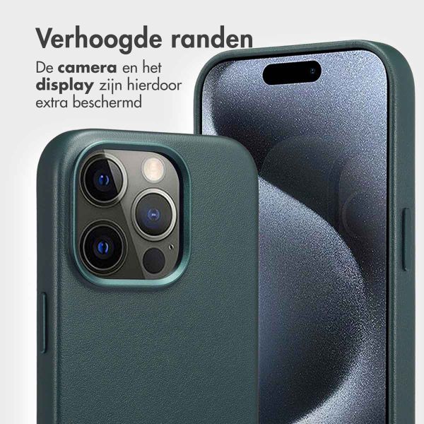 Accezz Leather Bookcase 2-in-1 met MagSafe Apple iPhone 15 Pro - Cedar Green