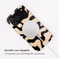 Selencia Vivid Backcover met MagSafe Apple iPhone 17 Pro Max - Art Wave Black
