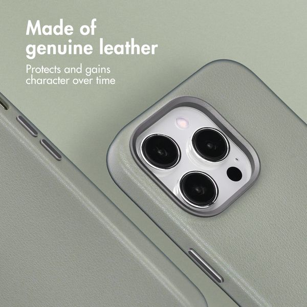 Accezz Leather Back Cover with MagSafe Apple iPhone 14 Pro - Light Grey