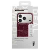 iDeal of Sweden Vegan Leather MagSafe Backcover Apple iPhone 18 Pro / 17 Pro - Fine Wine Croco