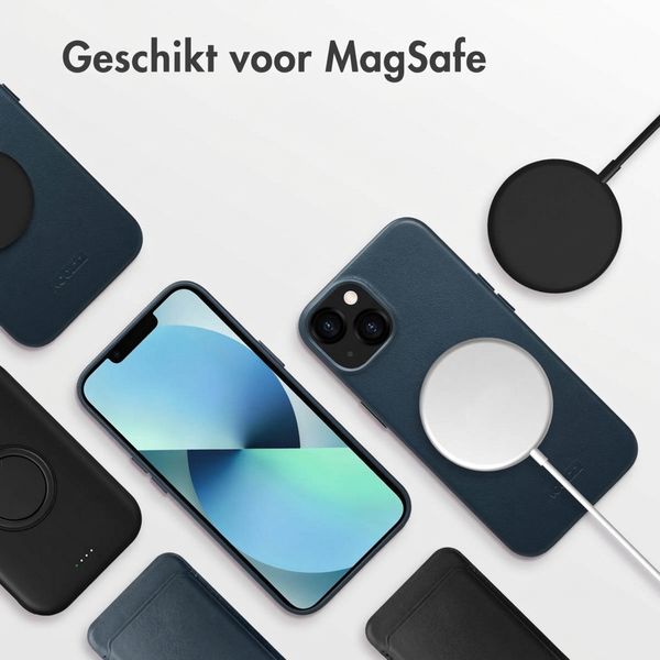 Accezz MagSafe Leather Backcover Apple iPhone 13 - Nightfall Blue