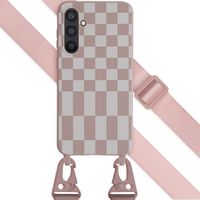 Selencia Siliconen design hoesje met afneembaar koord Samsung Galaxy S23 FE - Irregular Check Sand Pink