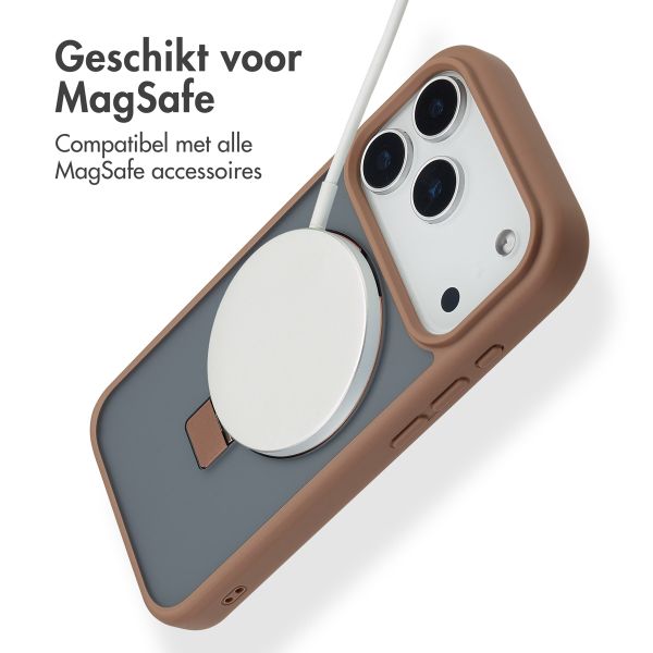 Accezz Ring Stand Backcover met MagSafe Apple iPhone 17 Pro - Bruin