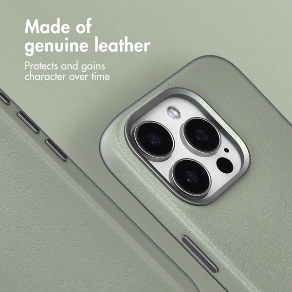 Accezz Leather Back Cover with MagSafe Apple iPhone 15 Pro - Light Grey