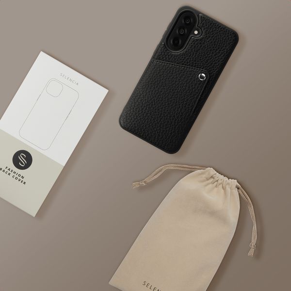 Selencia Riva Backcover met Pashouder Samsung Galaxy A57 (5G) - Zwart