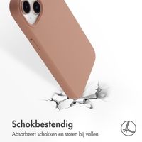 Accezz Liquid Silicone Backcover met MagSafe Apple iPhone 14 / 13 - Lichtbruin