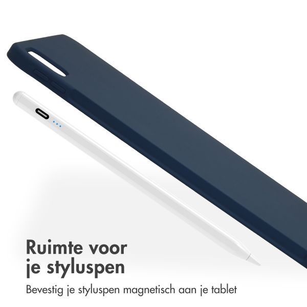 Accezz Liquid Silicone Backcover met penhouder Apple iPad Pro 11 (2024) M4 - Donkerblauw