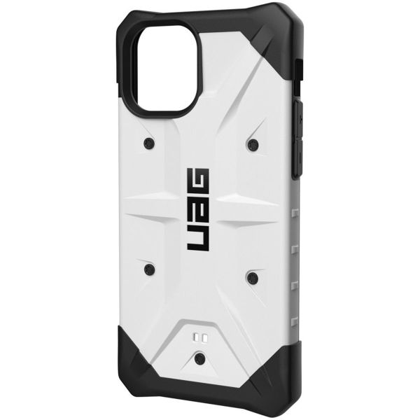 UAG Pathfinder Backcover iPhone 12 (Pro) -Wit