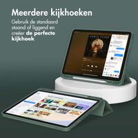 Accezz Smart Silicone Bookcase iPad Air 11 inch (2024) M2 / Air 5 (2022) / iPad Air 4 (2020) - Donkergroen