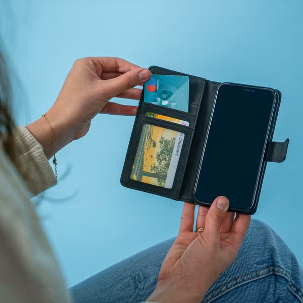 imoshion Luxe Bookcase Samsung Galaxy Note 20 Ultra - Zwart