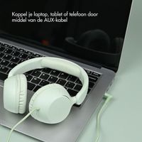 imoshion Kidspakket | Kidsproof backcover voor de Samsung Galaxy Tab A11 Plus / A9 Plus + Kinderkoptelefoon met draad + Reistafel - Groen