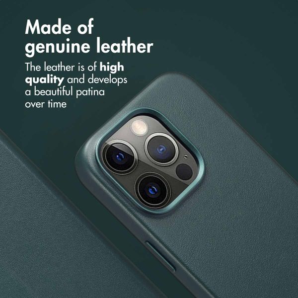 Accezz 2-in-1 Leather Bookcase with MagSafe Apple iPhone 15 Pro - Cedar Green