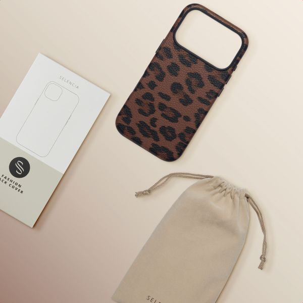 Selencia Sabi Backcover Panterprint met MagSafe Apple iPhone 17 Pro - Mocha Brown