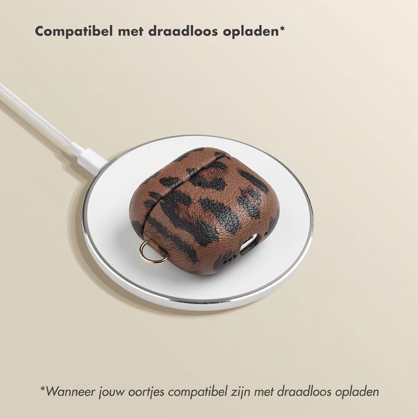 Selencia Sabi Case met panterprint  Apple Airpods 4 - Mocha Brown