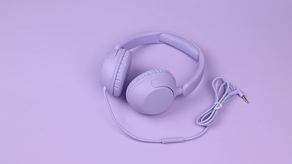 imoshion Kinderkoptelefoon met Draad - AUX kabel - Decibelbegrenzer - Lavender Lilac