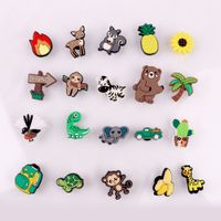 imoshion Kidsproof tablethoes met afneembare dolls Apple iPad 11 (2025) 11 inch A16 / iPad 10 (2022) 10.9 inch - Olive Green