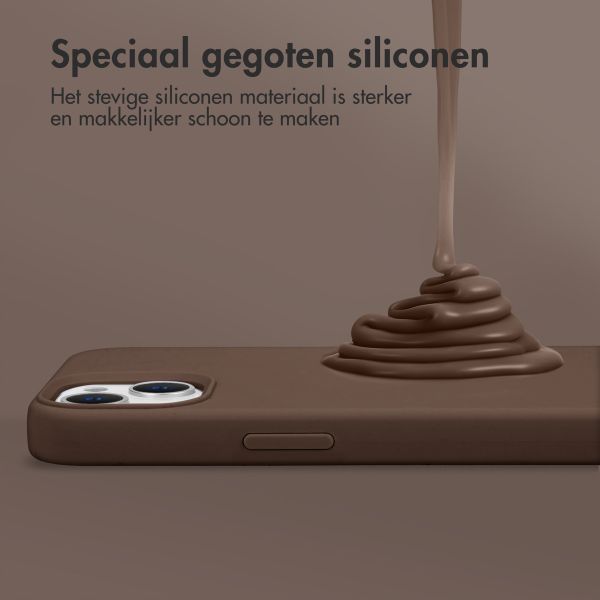 Accezz Liquid Silicone Backcover met MagSafe iPhone 16e - New Tea Brown