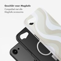 Selencia Vivid Backcover met MagSafe Apple iPhone 16e - Desert Waves Beige