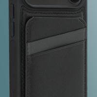 imoshion Backcover met kaarthouder en stand Apple iPhone 18 Pro / 17 Pro - Zwart