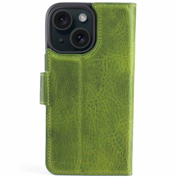 Wachikopa Magic Bookcase 2-in-1 iPhone 15 - Forest Green