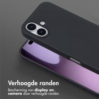 Selencia Siliconen hoesje met afneembaar koord Apple iPhone 17 - Zwart