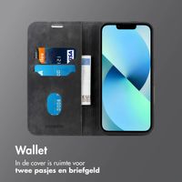 imoshion Slim Bookcase Apple iPhone 14 / 13 - Zwart