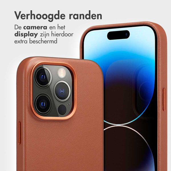 Accezz Leather Bookcase 2-in-1 met MagSafe Apple iPhone 14 Pro - Sienna Brown