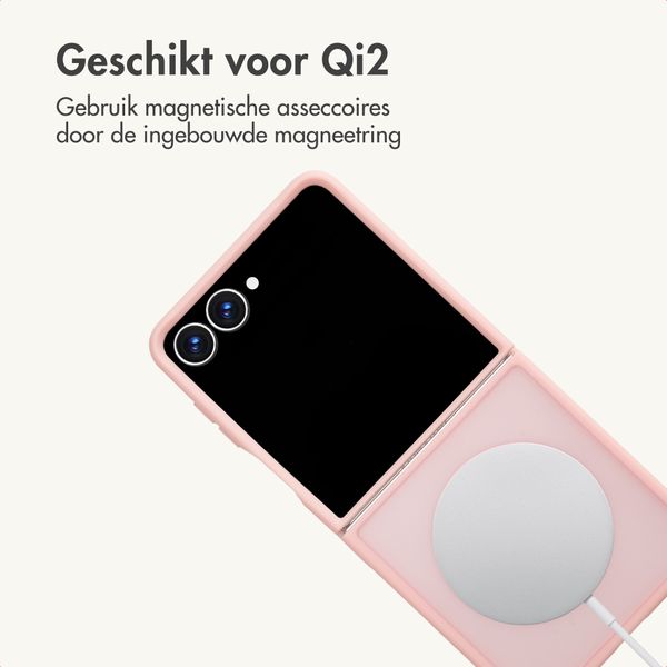 imoshion Color Guard Backcover met MagSafe Samsung Galaxy Z Flip 8 - Lichtroze
