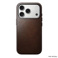 Nomad Traditional Horween Leather Backcover met MagSafe Apple iPhone 17 Pro - Rustic Brown