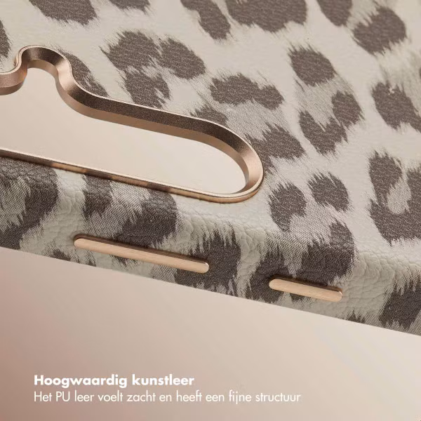 Selencia Sabi Backcover Panterprint met MagSafe Samsung Galaxy S24 - Soft Ivory