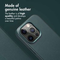 Accezz 2-in-1 Leather Bookcase with MagSafe Apple iPhone 15 Pro - Cedar Green