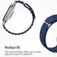 Accezz Nylon Alpine Band Samsung Galaxy Watch 9 (40/44mm) / Watch 8 (40/44mm) / Classic (46mm) - Dark Blue