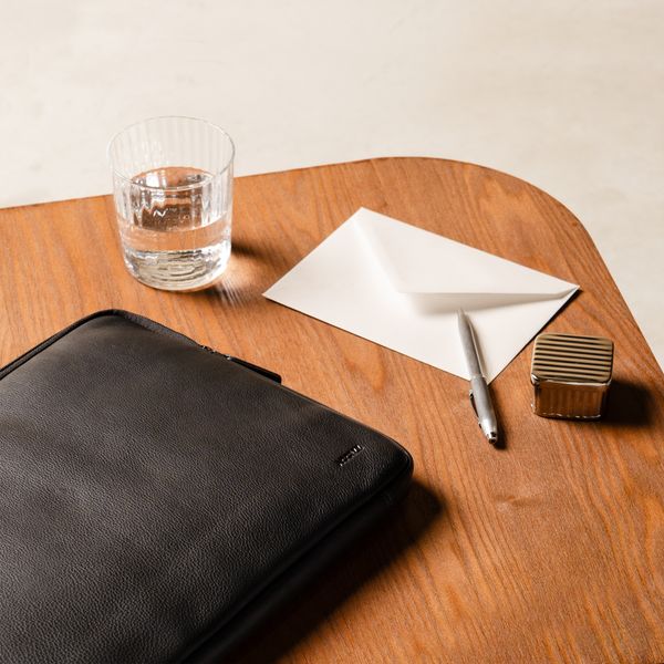 Accezz Leather Laptop hoes met rits 15-16 inch - Laptopsleeve - Zwart