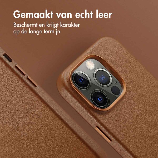 Accezz MagSafe Leather Backcover Apple iPhone 14 Pro - Sienna Brown