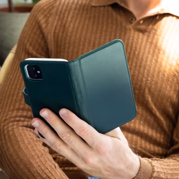 Selencia Echt Leren Bookcase Samsung Galaxy A21s - Groen