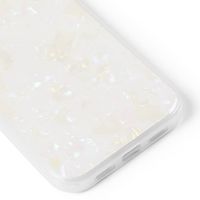 iDeal of Sweden Pearlized Case voor de Apple iPhone 12 (Pro) - Wit