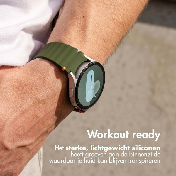 imoshion Wave Siliconenband Samsung Galaxy Watch 8 (40/44mm) / Classic (46mm) - Donkergroen
