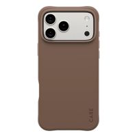 CARE by PanzerGlass Fashionable Case Samba met MagSafe Apple iPhone 17 Pro Max - Espresso Brown