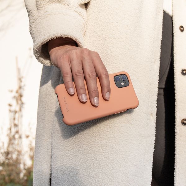 imoshion Color Backcover met afneembaar koord Apple iPhone 12 (Pro) - Peach