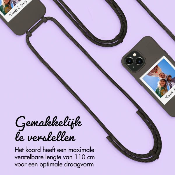 Gepersonaliseerd Color Backcover MagSafe met afneembaar koord en polaroid  iPhone 15 - Black Coffee