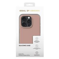 iDeal of Sweden Silicone Case iPhone 15 Pro - Blush Pink