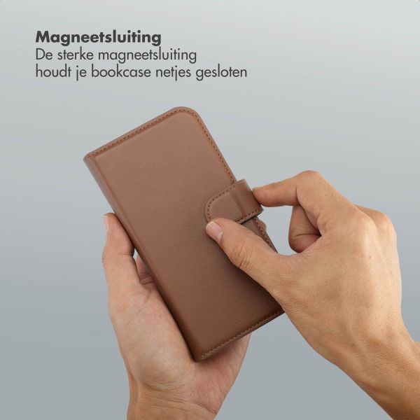 Selencia Olyn Uitneembare Bookcase met MagSafe Apple iPhone 14 / 13 - Bruin