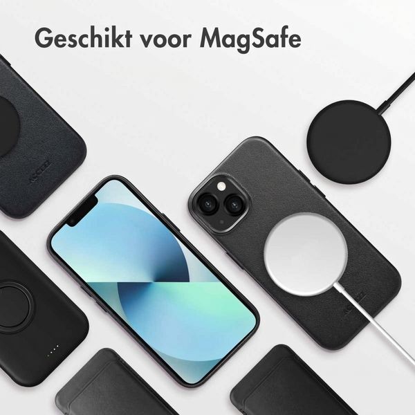 Accezz MagSafe Leather Backcover Apple iPhone 13 - Onyx Black